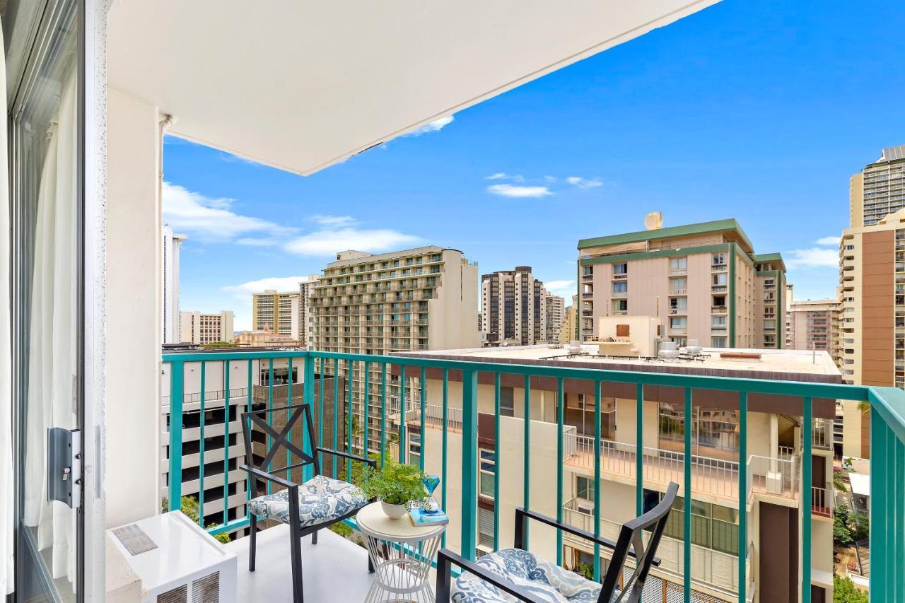 Beautiful Studio In The Heart Of Vibrant Waikiki Honolulu Exterior photo